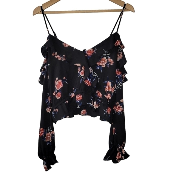 COLD Shoulder Cropped Black Floral Flowy Blouse Top - Picture 6 of 8
